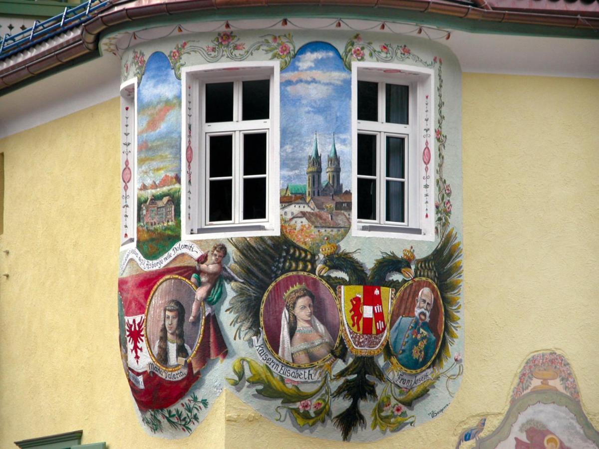 Hotel Dolomiti Schloss Canazei Eksteriør bilde
