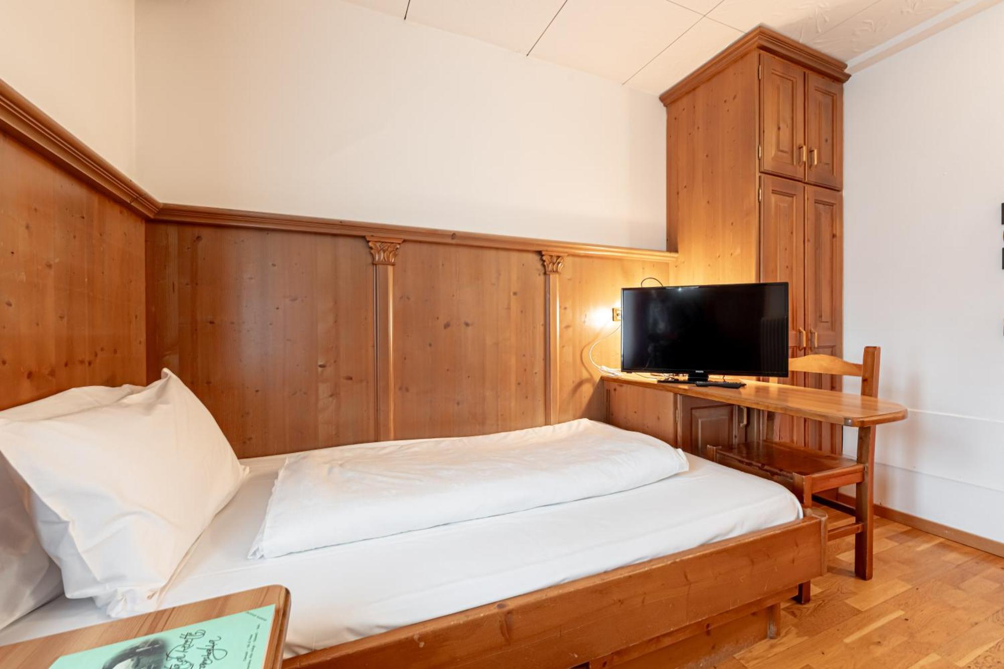Hotel Dolomiti Schloss Canazei Eksteriør bilde