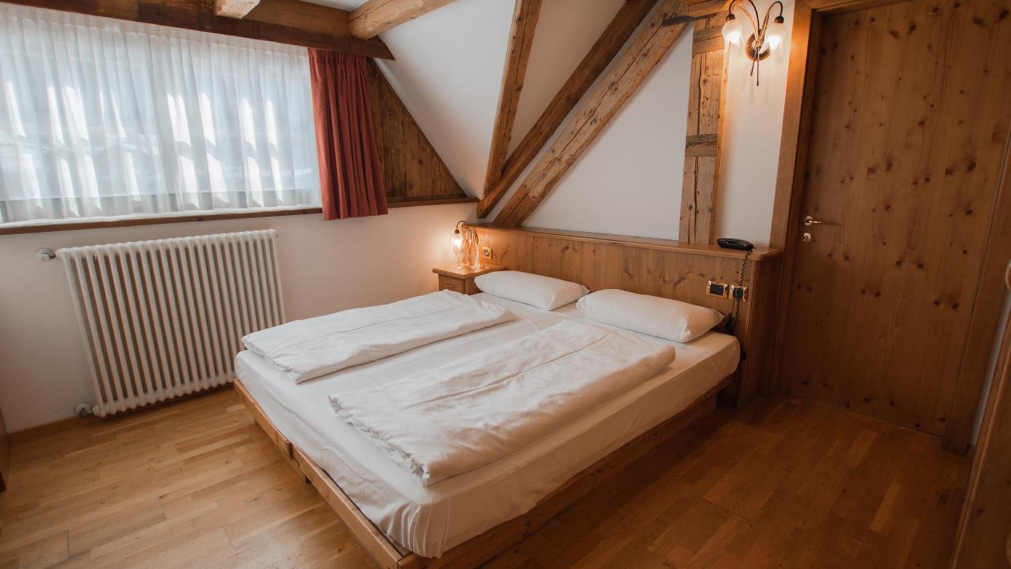 Hotel Dolomiti Schloss Canazei Eksteriør bilde